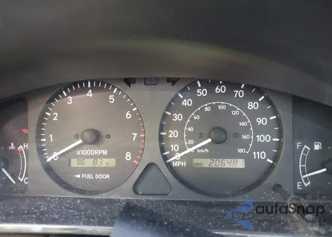 2002 Toyota Corolla Le z USA, uszkodzony, nr VIN 2T1BR12E62C555508